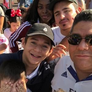 Meet your Posher, Escobar